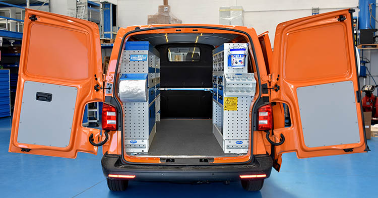 Transporter con arredi Syncro Friuli