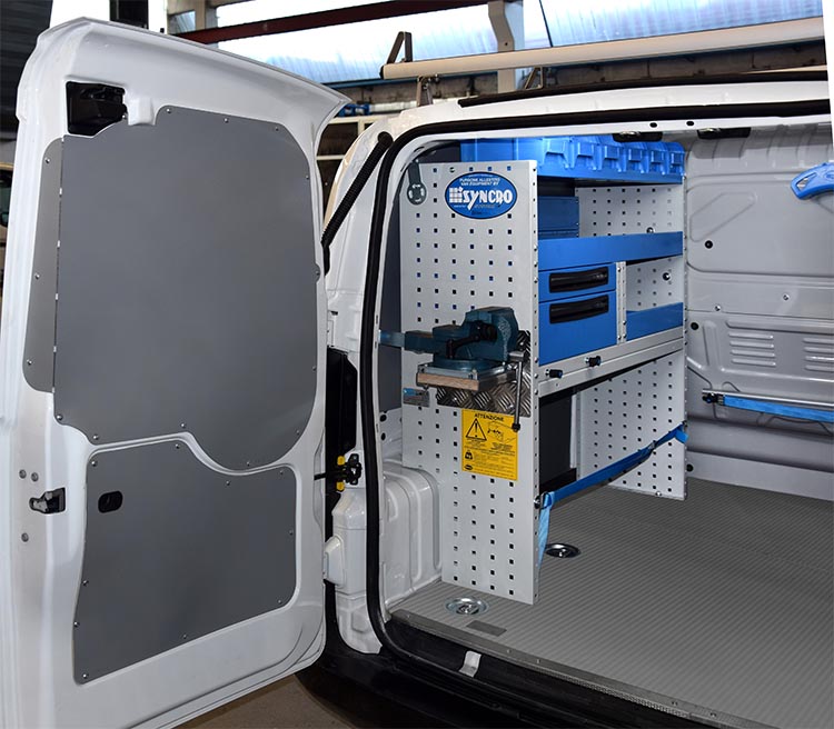 Left wall with removable clamp on board Nemo Syncro Canada