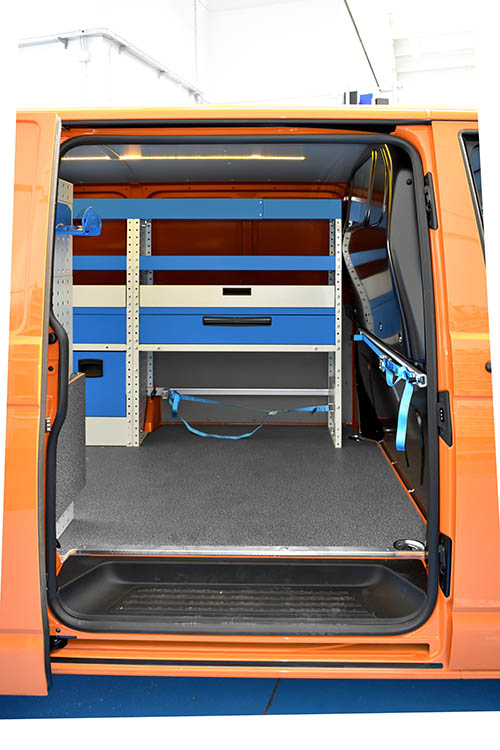 Transporter con sistemi di bloccaggio merci Syncro Friuli