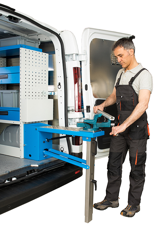 Fully extended folding vise with Syncro Canada support