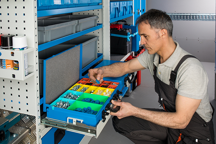 Removable tray with Syncro Canada open case