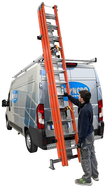 Tilting ladder rack for mobile workshops Syncro Canada